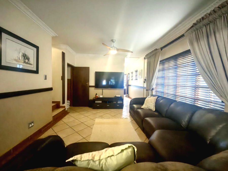 4 Bedroom Property for Sale in Safari Gardens North West
